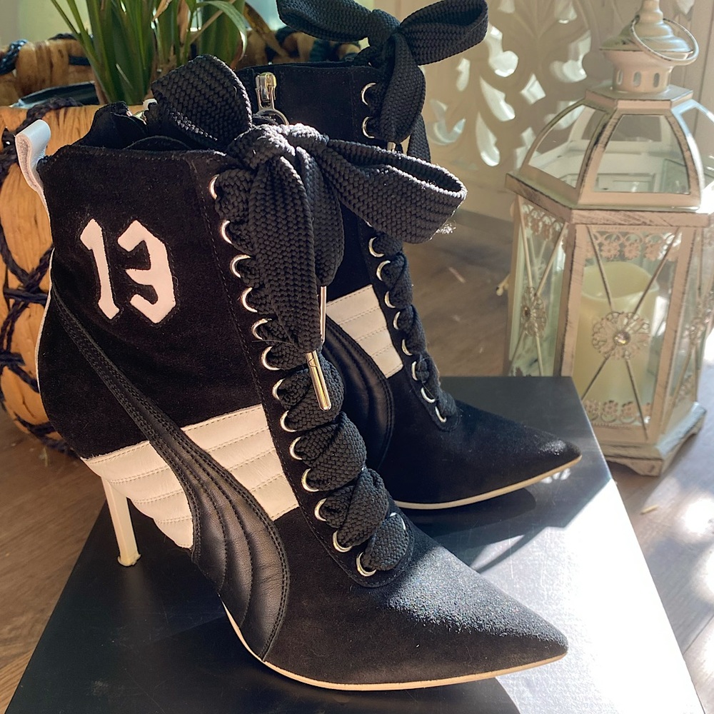 PUMA X FENTY LIMITED ADDITION BADASS BOOTIES